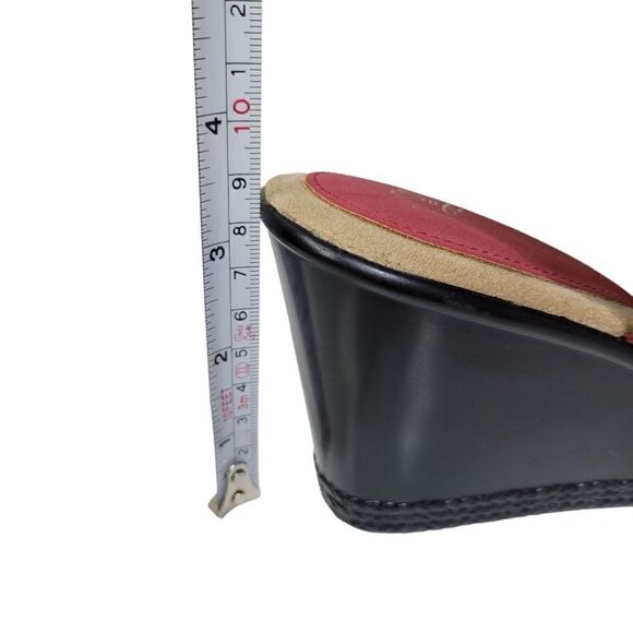 Soft Style by Hush Puppies Perforated Slingback Wedges (Size 7.5) - Picture 11 of 13